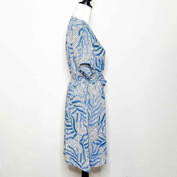 NIC+ZOE Women's Blue & White Abstract Wrap Dress with Pockets Size XS - Picture 3 of 10